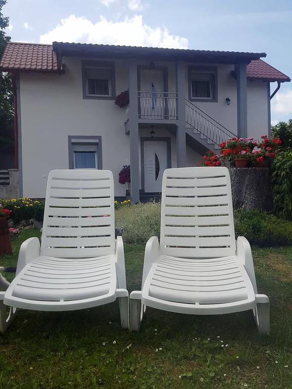 Guesthouse Samolov Vrhovine Exterior foto